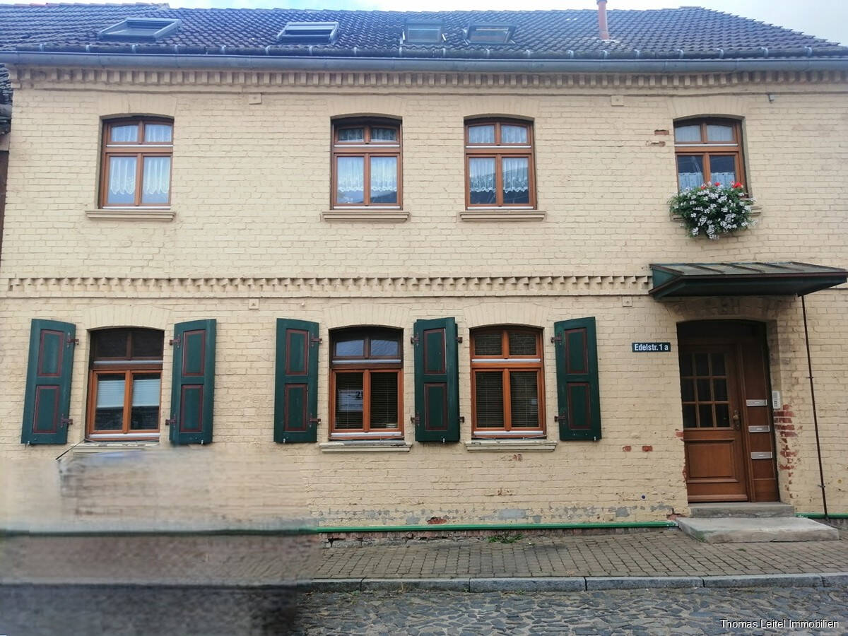 Straßenansicht