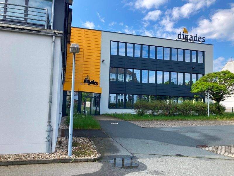 Thumbnail-Hochwertige Gewerbeimmobilie in Zittau