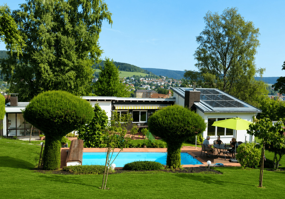 Thumbnail-Exklusives Architektenhaus mit Pool, Sauna & traumhaftem Grundstück in ruhiger Lage