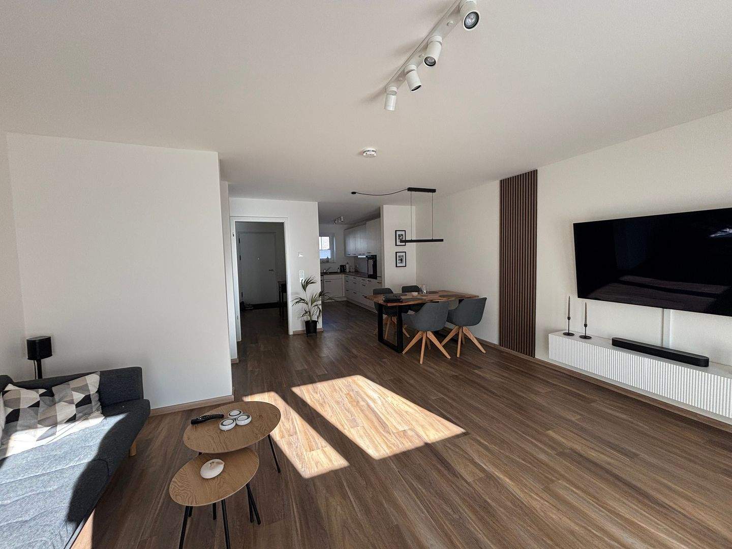 Thumbnail-Familienfreundliches Reihenmittelhaus – 4 Zimmer, Garten & Keller, stadtnah