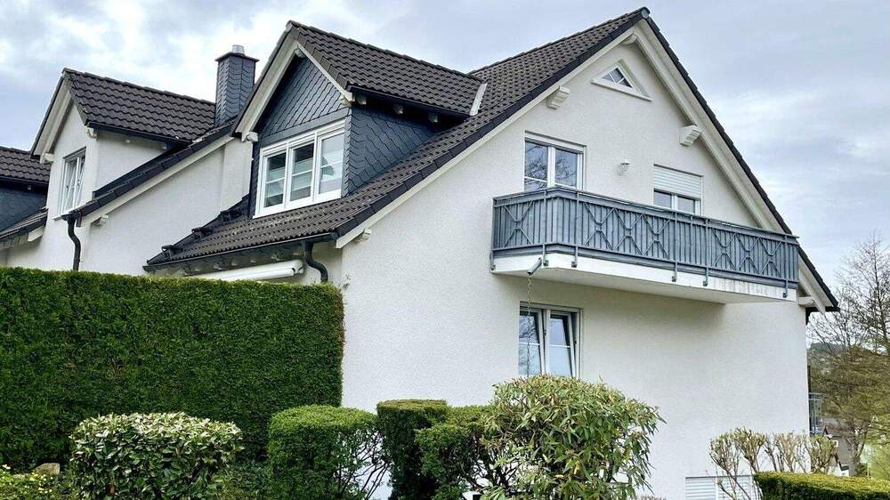 Thumbnail-Geräumige Wohnung in beliebter Lage mit großem Balkon