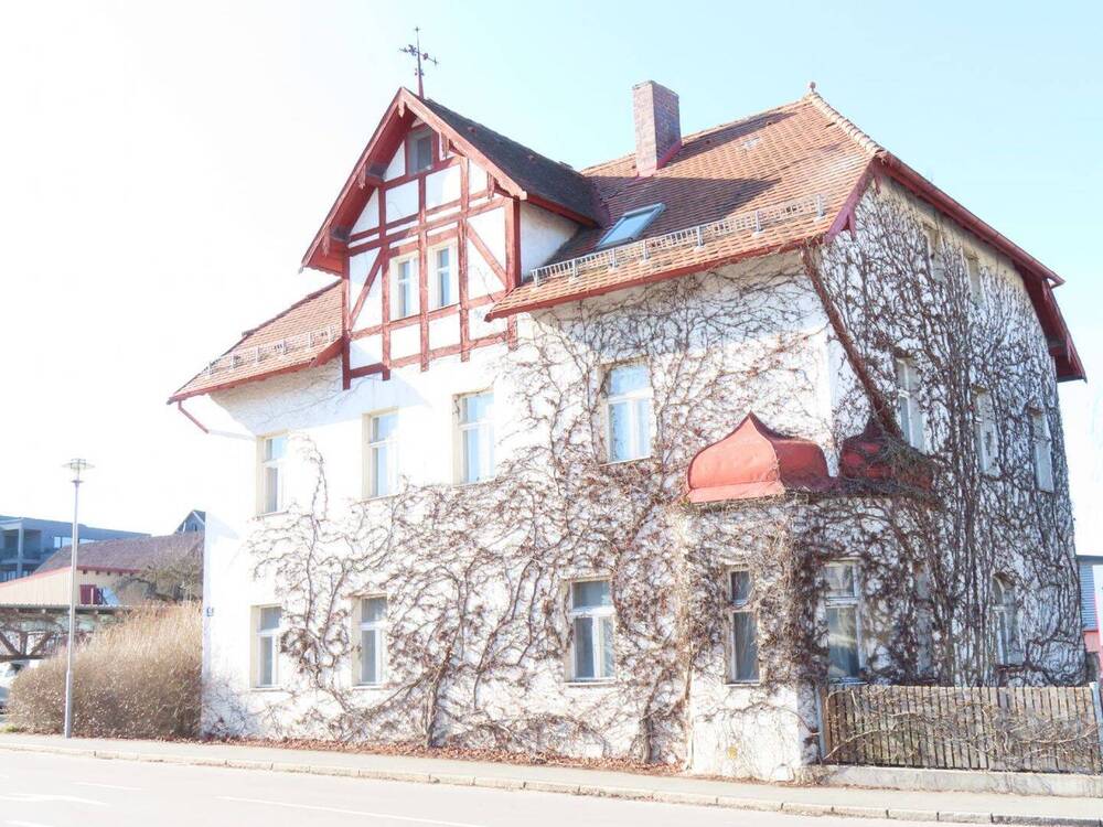 Thumbnail-***Interessantes Angebot für ein Drei-Familienhaus !!!***