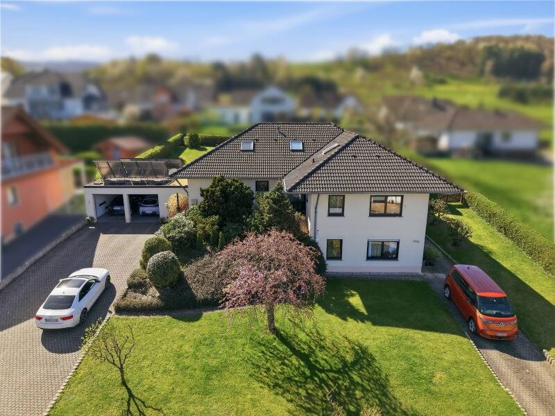 Thumbnail-Großzügiges Zweifamilienhaus in ruhiger Lage von Oberemmel