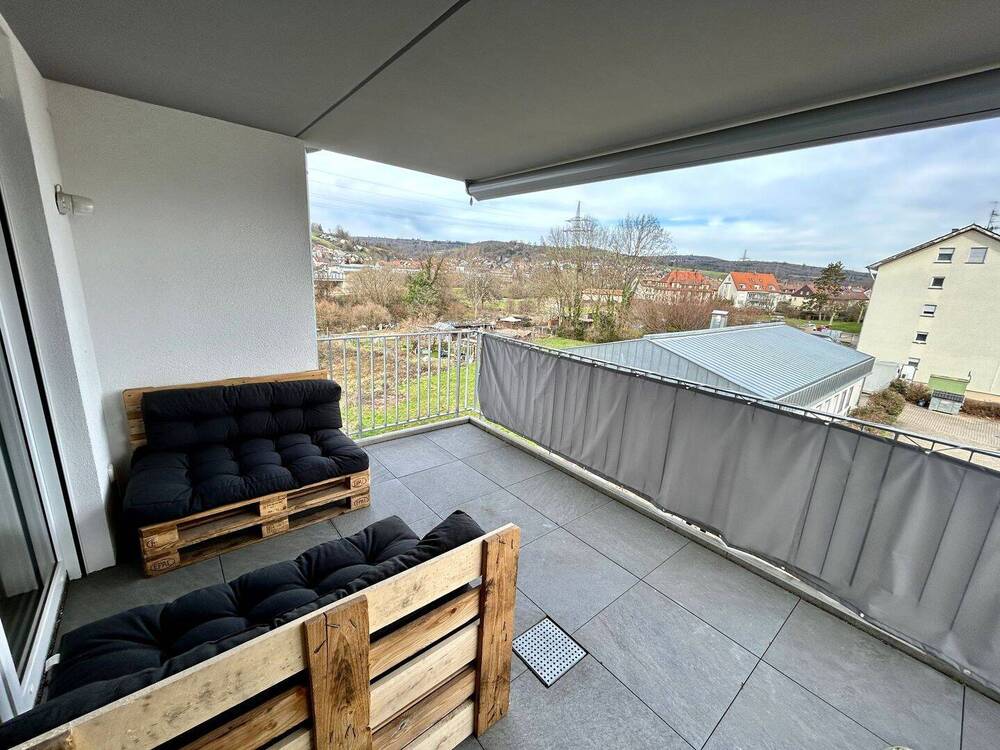 Moderner Balkon mit Aussicht