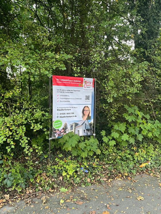 Thumbnail-Baugrundstück, das viele Möglichkeiten bittet!