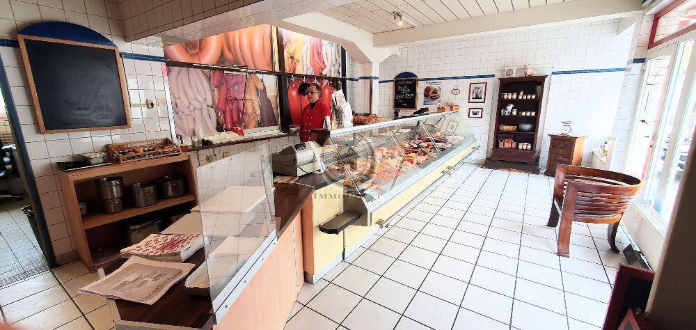 Thumbnail-!!! ImmoPoint !!! Ladenlokal in 1 A Lage - Große Schaufenster - inkl. Parkplätze !!! ( IP G 1 ST 220 - M)