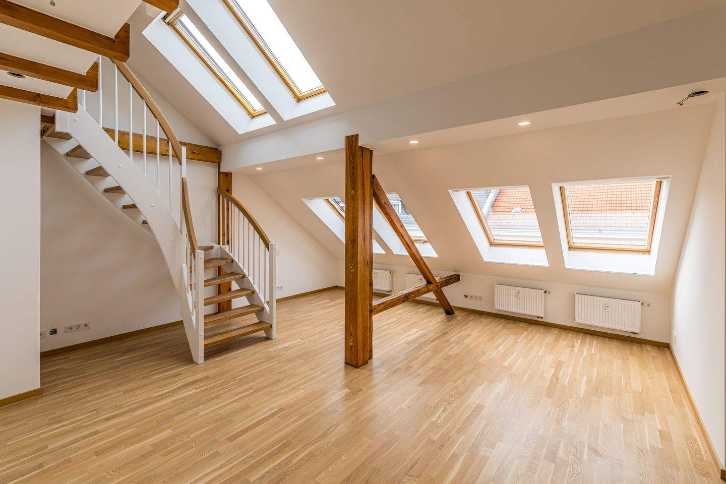 Thumbnail-Wohnen mit Weitblick - 3-Zimmer-Dachgeschoss mit Galerie