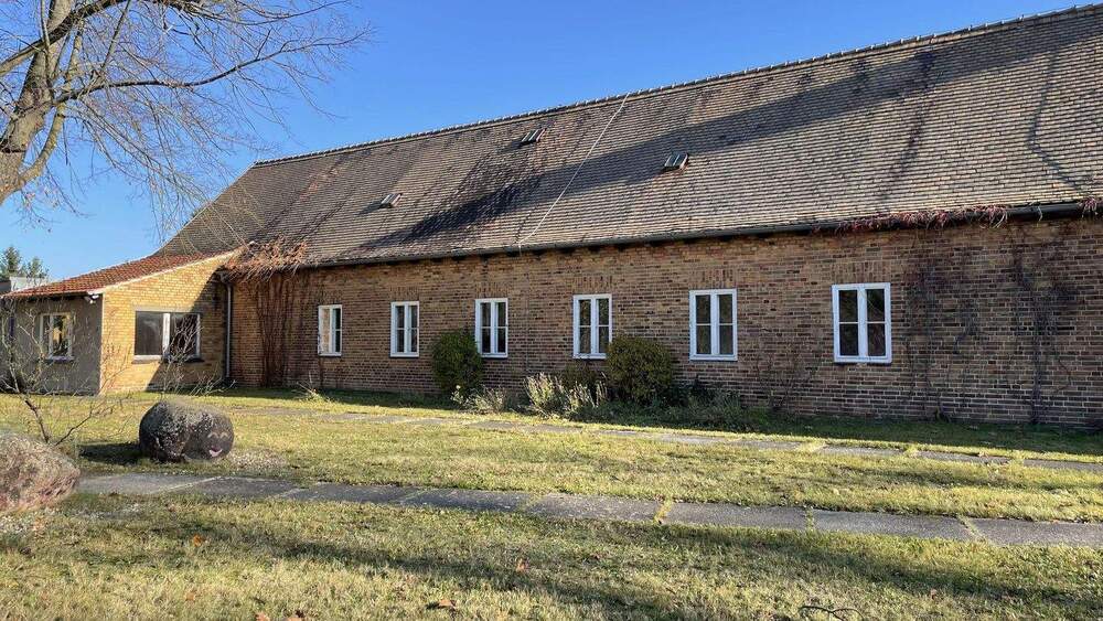 Thumbnail-Alte Schule mit Geschichte