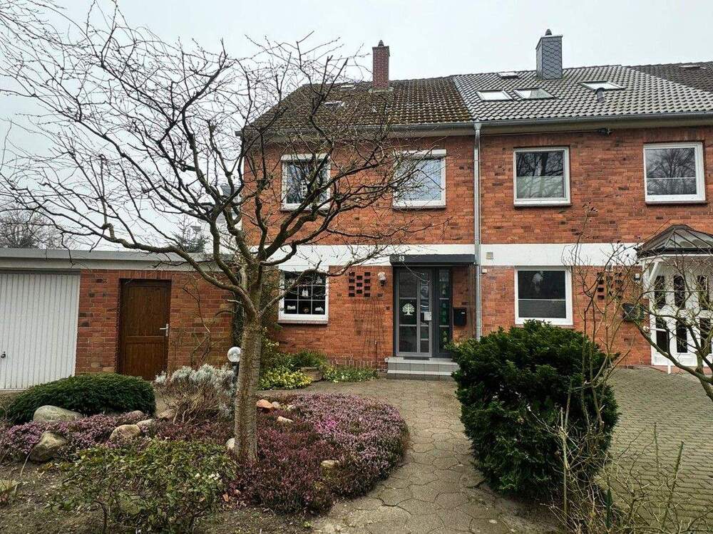 Thumbnail-5-Zi.-Reihenendhaus auf 481 m² Eigenland in Lübeck-St. Lorenz-Nord (Musikerviertel)