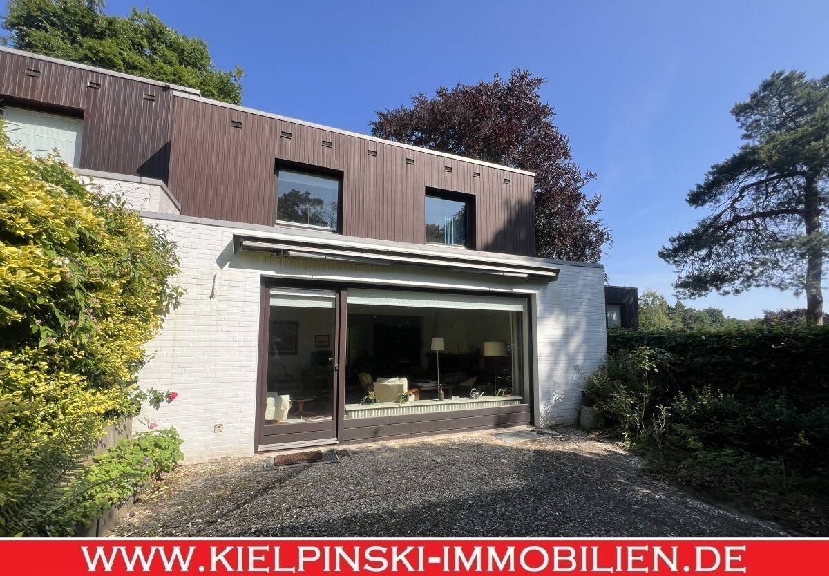 Thumbnail-Nur 20 Gehmin. zur Elbe! Ruh. EndRH mit viel Potenzial, gr. Vollkeller + Einzelgarage in Blankenese