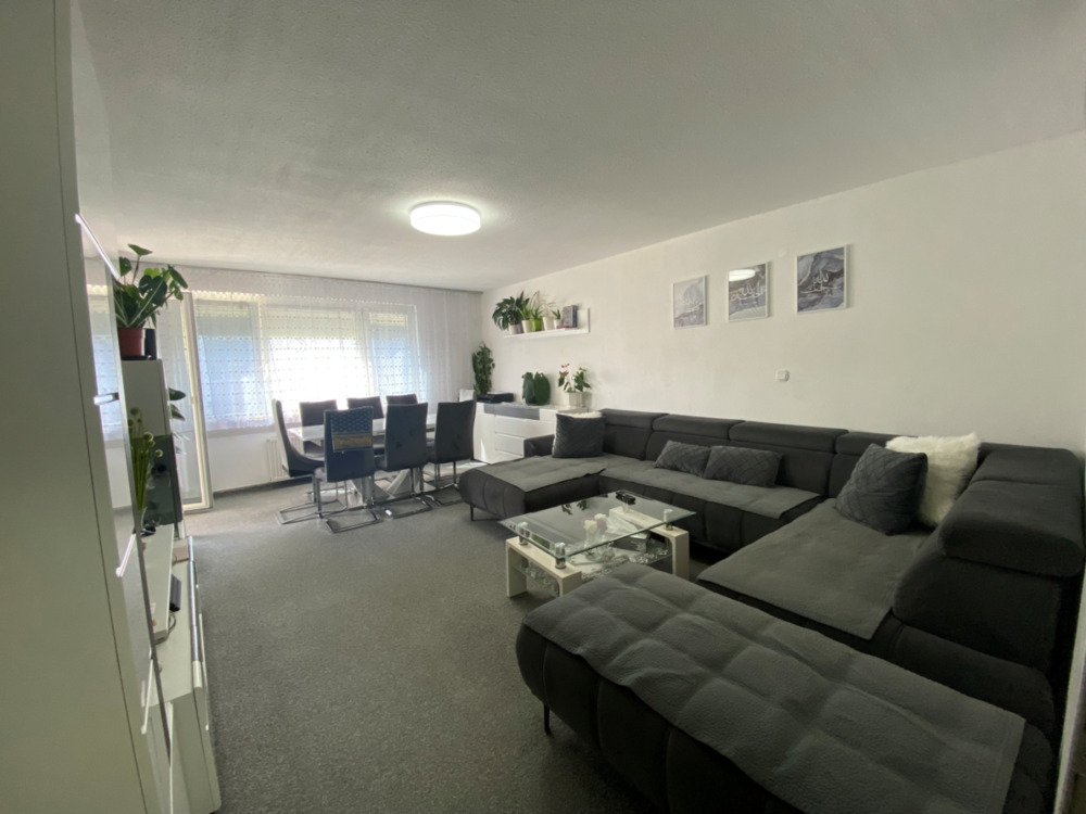 Wohn-und Esszimmer