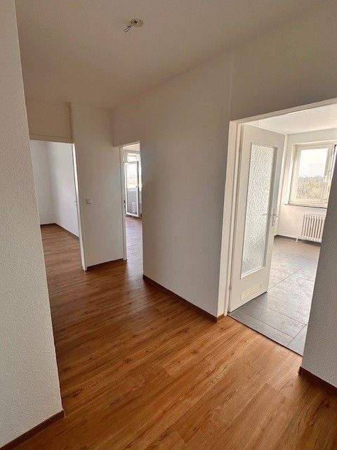 Thumbnail-Schöne 2-Zimmer-Wohnung mit Balkon zu vermieten!