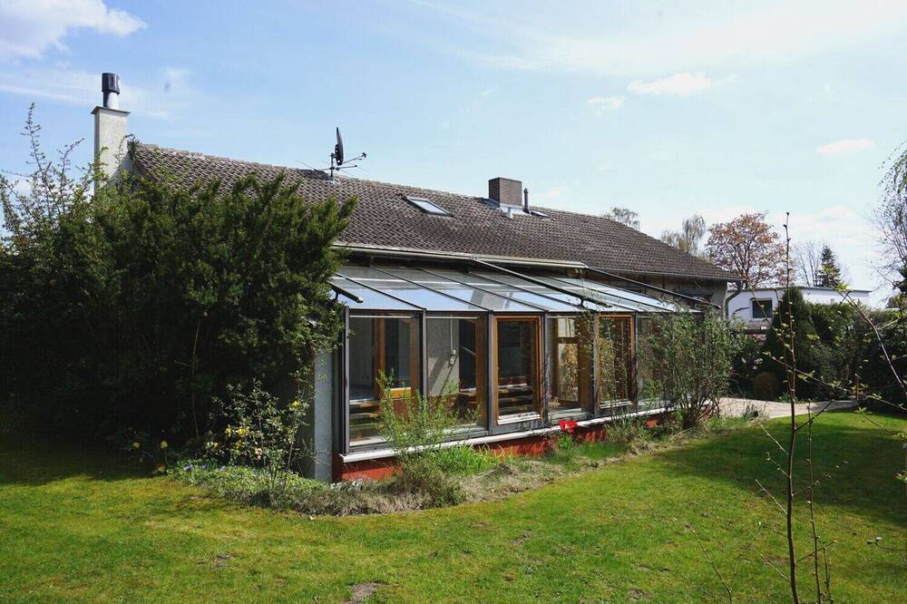 Thumbnail-Bungalow mit viel Potential auf großzügigem Eigentumsgrundstück