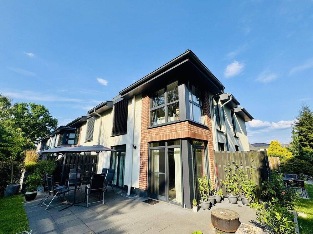 Thumbnail-Leben in Hamburgs Walddörfern - Ruhe, Gemeinschaft und Natur. Moderne DHH (BJ 2021, KfW 55)