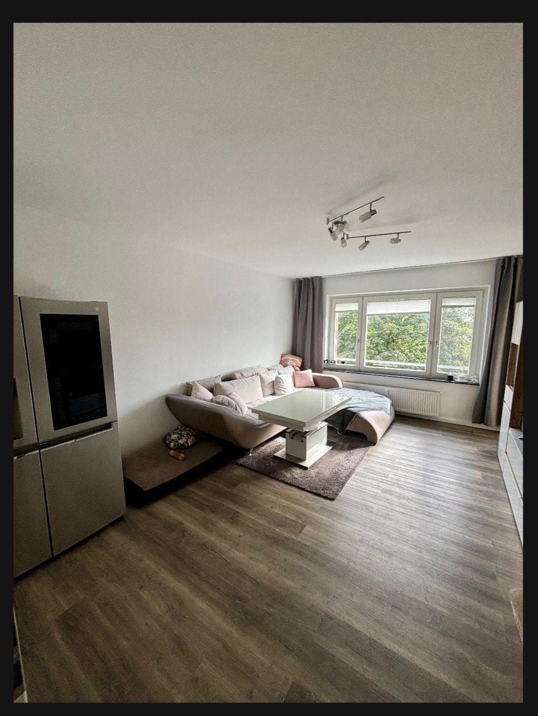 Thumbnail-Helle 2,5-Zimmer Wohnung