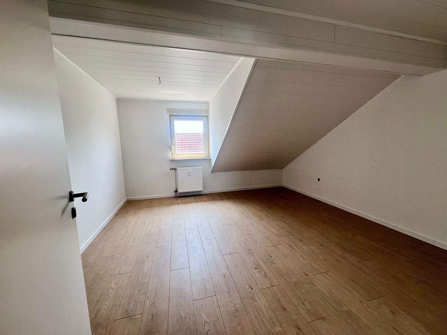 Thumbnail-2-Zimmer-Wohnung mit Stellplatz