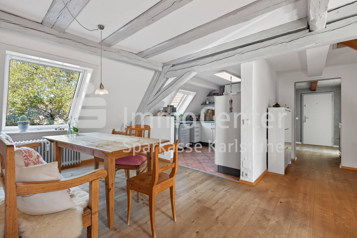 Thumbnail-Wohnjuwel in der Durlacher Altstadt: Charmante 4,5-Zi.-Maisonette-Eigentumswohnung mit Stellplatz