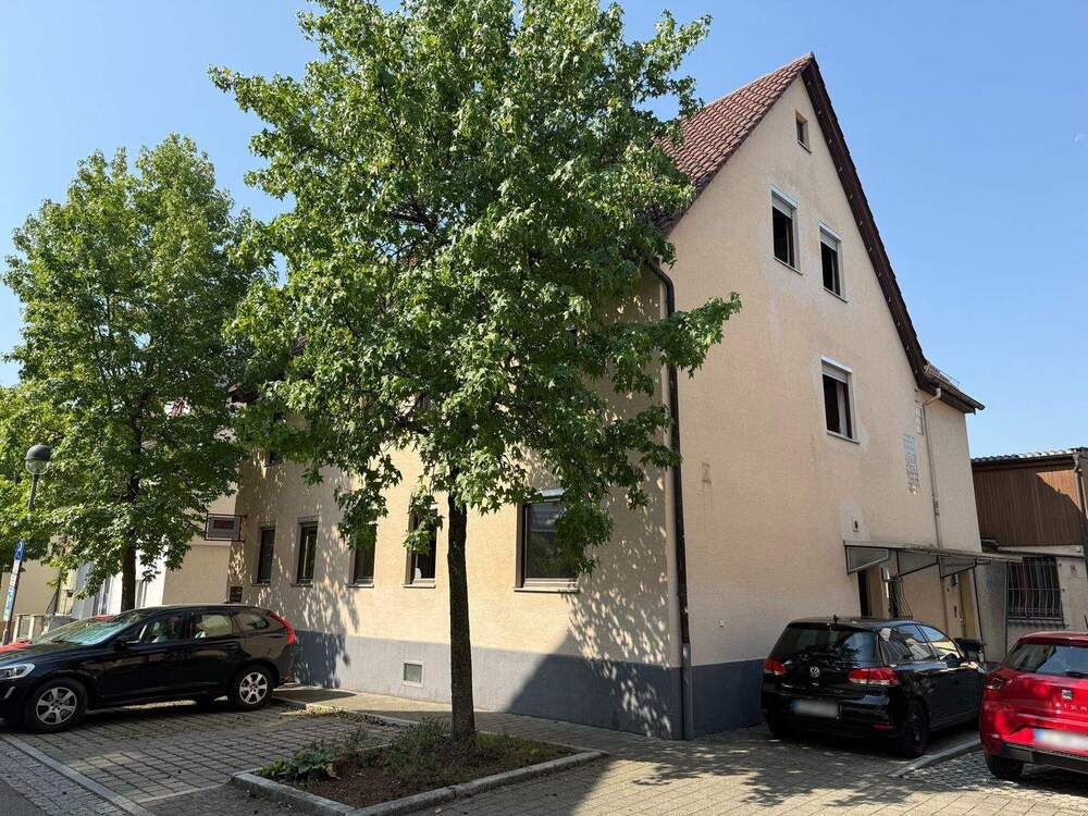 Thumbnail-Wohn- und Geschäftshaus mit vielen Möglichkeiten in Ortslage von Plochingen zu verkaufen!