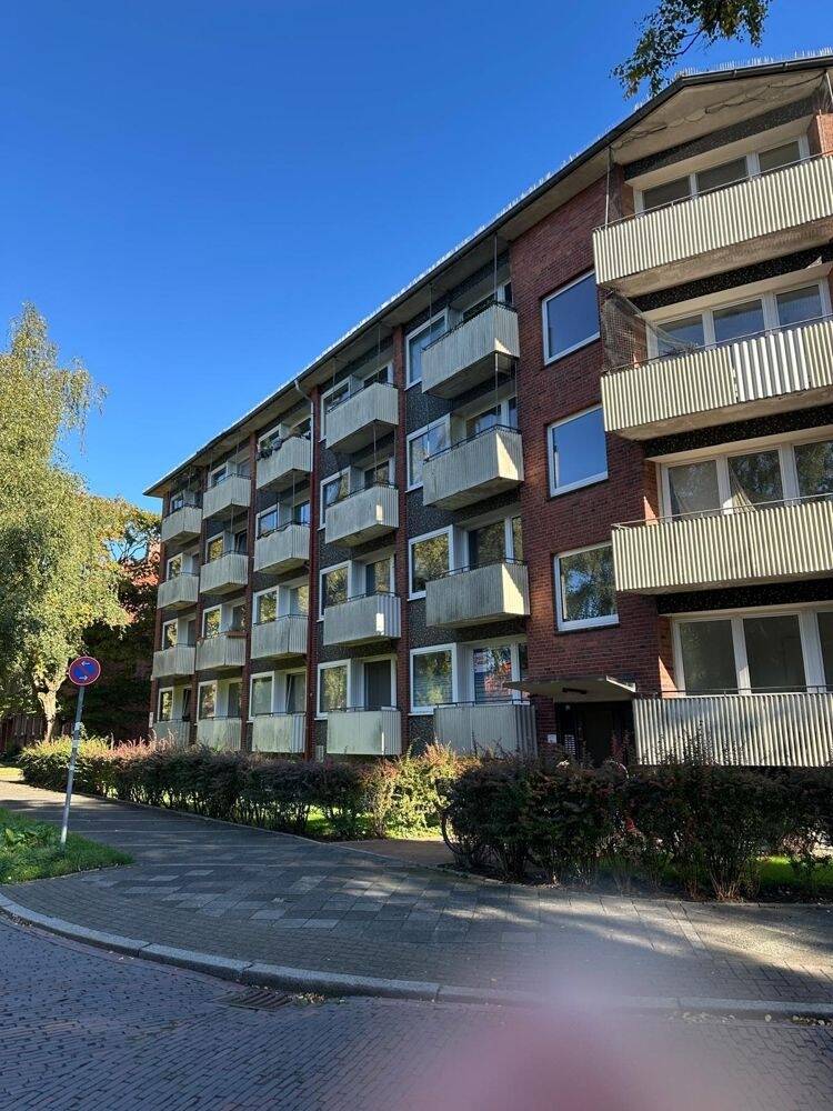 Thumbnail-Schöne helle 2 Zimmer-Wohnung mit 2 Balkonen sucht Nachmieter! Ideal auch für Wohngemeinschaften! Frei ab sofort!