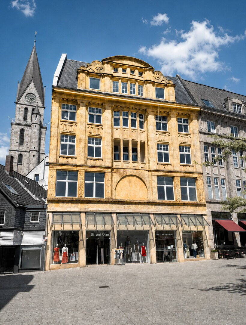 Thumbnail-Denkmaljuwel am Marktplatz: Wohn- & Geschäftshaus mit Potenzial für 10 Wohneinheiten