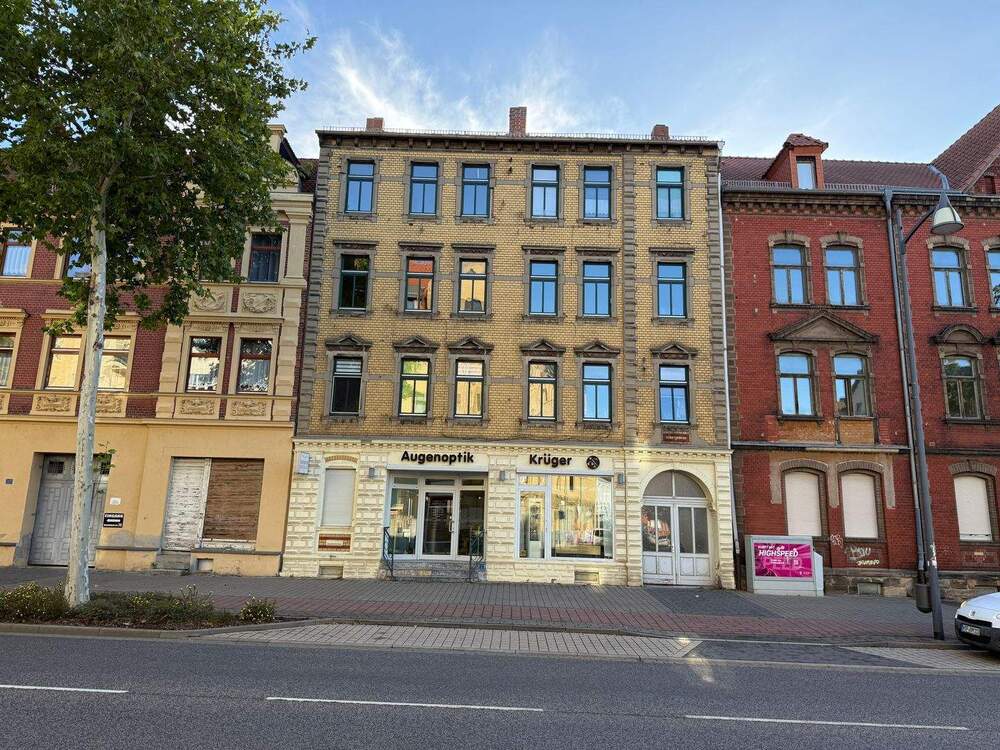 Thumbnail-+++ Geräumige 4,5-Zimmer-Wohnung mit Renovierungsbedarf in Weißenfels +++