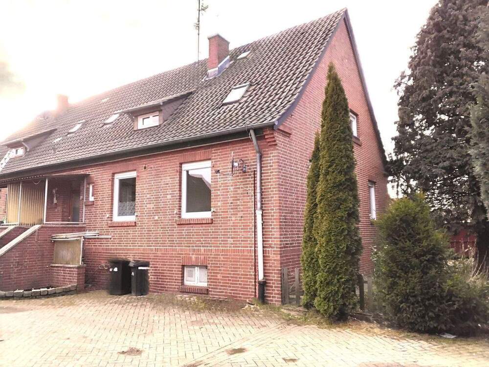 Thumbnail-Geräumige Doppelhaushälfte mit Vollkeller, Nebengebäude und großem Grundstück im ruhigen Gildehaus - Ideal für Handwerker