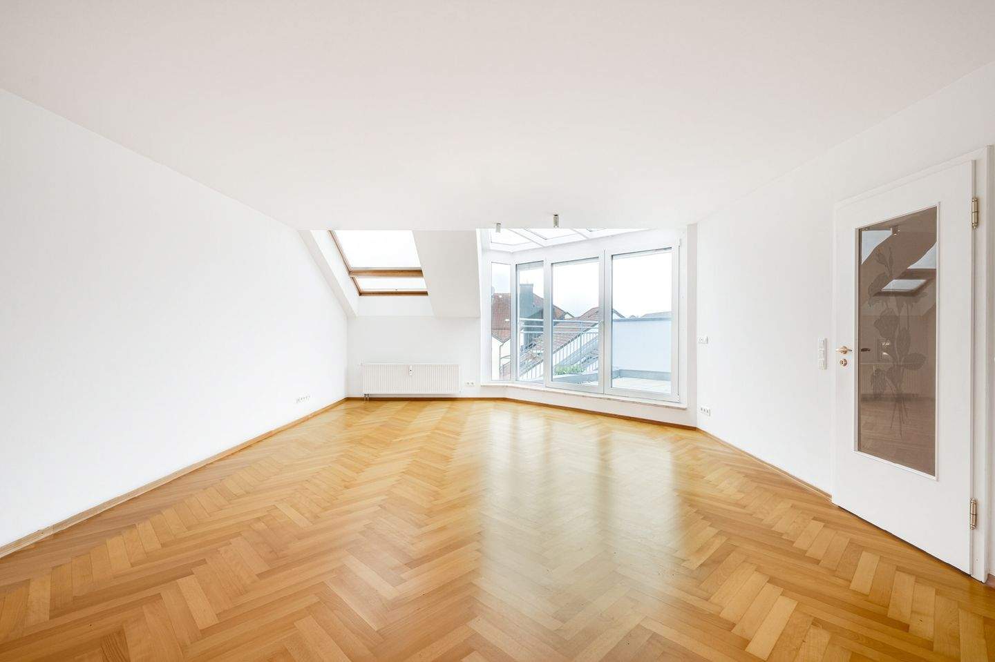 Thumbnail-AIGNER - Stilvolle 2-Zimmer-Wohnung mit sonniger Dachterrasse in Obergiesing