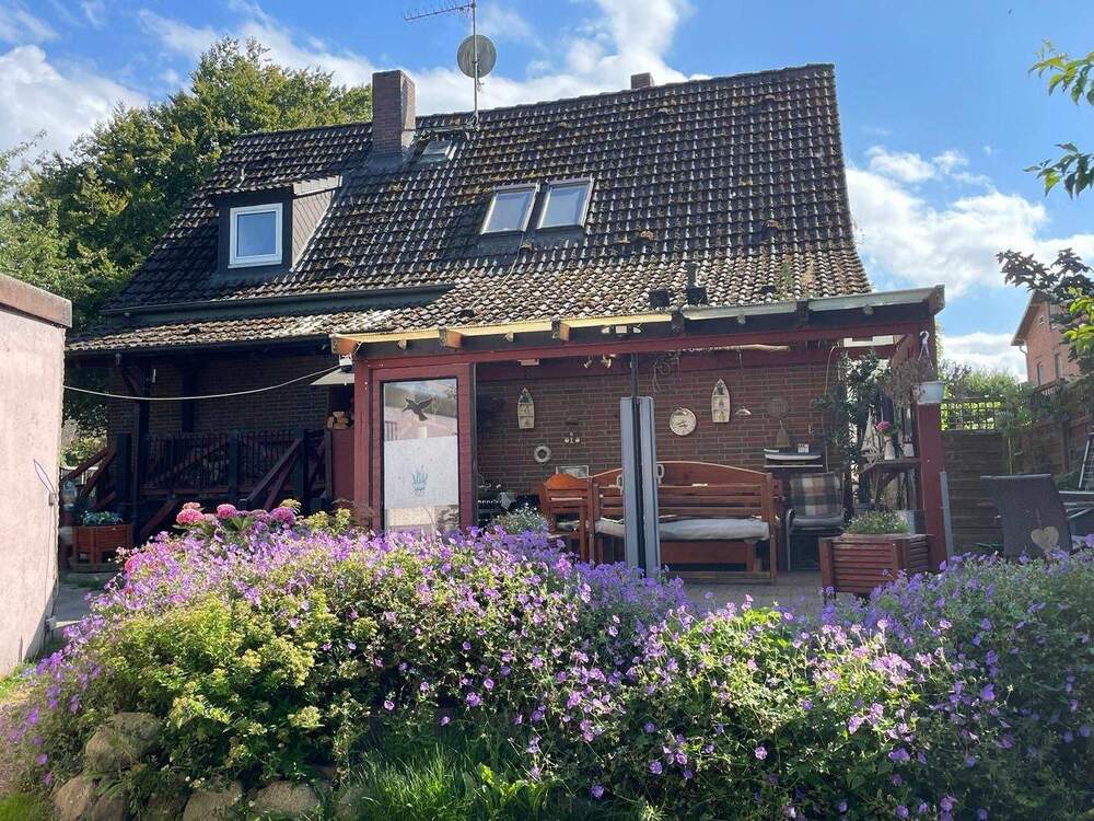 Thumbnail-Werkeln statt warten - sanierungsbedürftiges Einfamilienhaus mit Werkzeug-Garage & Gartentraum