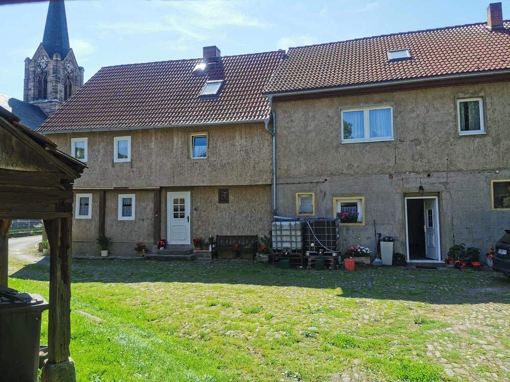 Thumbnail-Ehemaliges Bauerngehöft, geeignet zum Beispiel für mehrere Generationen, mit herrlichem, großen Grundstück und Nebengelass zum Kauf