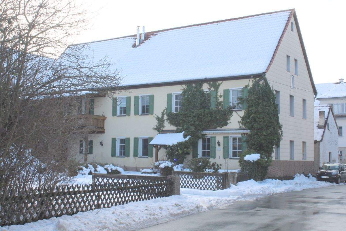 Thumbnail-BAU-ENTWICKLUNGSGRUNDSTÜCK ODER SANIERUNGSOBJEKT ----- Anwesen mit Großgrundstück und diversen Nebengebäuden