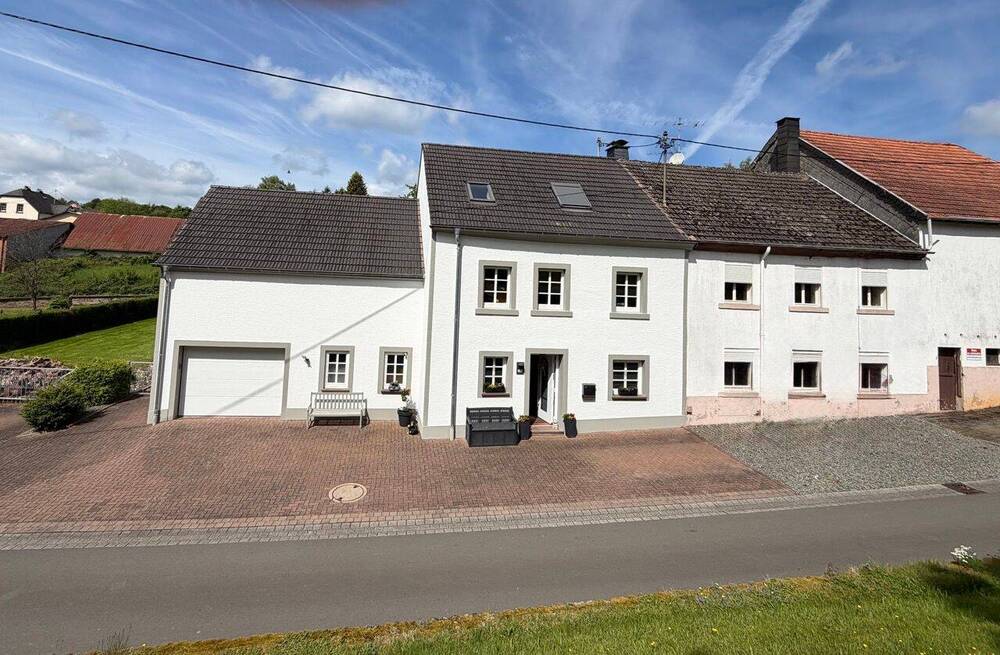 Thumbnail-Charmant renoviertes Einfamilienhaus mit großem Grundstück