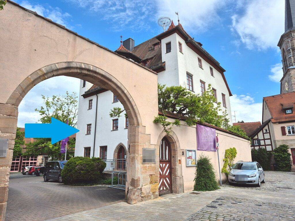 Thumbnail-Charmante Büro-, Praxisräume etc., im 1. OG einer Gewerbeeinheit im Ortskern von Wendelstein zu vermieten.