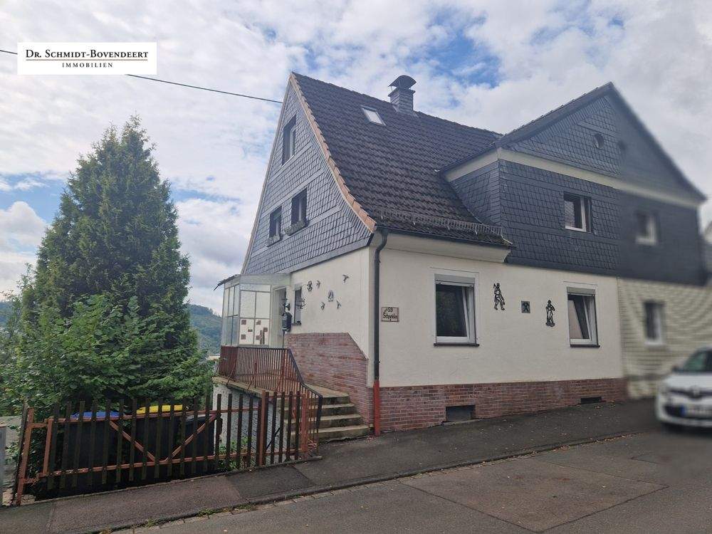 Thumbnail-Solide Doppelhaushälfte mit tollem Ausblick in Waldrandlage von Siegen-Niederschelden!