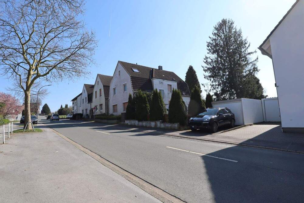 Thumbnail-Freistehendes Dreifamilienhaus in BESTLAGE von DO-Höchsten