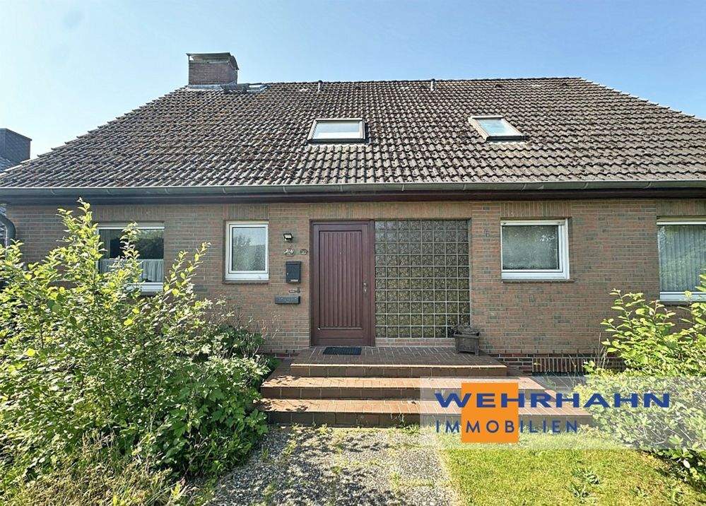 Thumbnail-Attraktives Ein-Zweifamilienhaus mit Vollkeller und großzügigem Garten in ruhiger Wohnlage