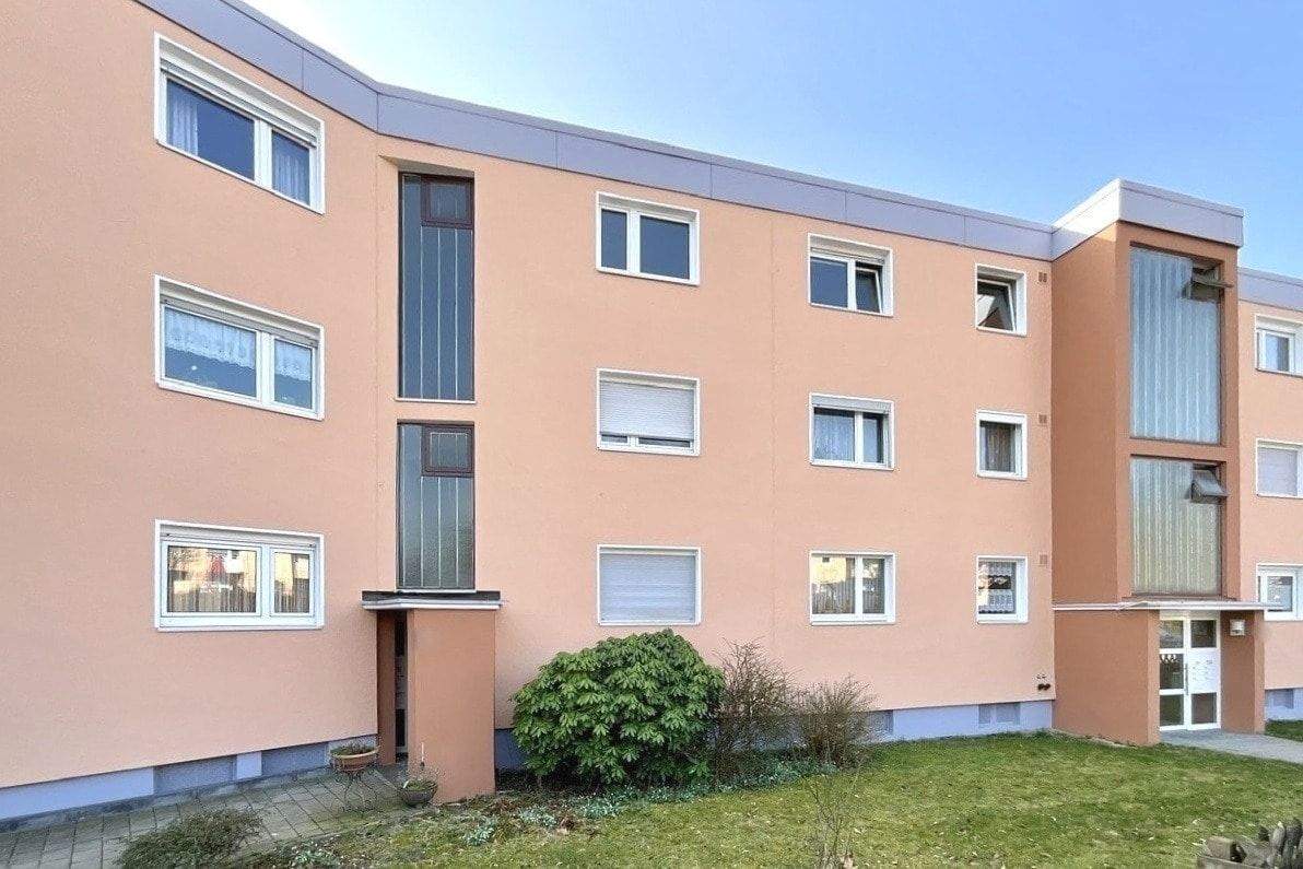 Thumbnail-Großzügiges Wohnen mit zwei Loggien in Ennepetal Voerde-Nord - Flexible Raumaufteilung für jede Lebensphase