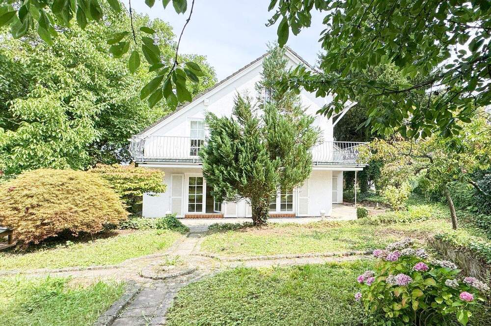 Thumbnail-IHR TRAUMZWEIFAMILIENHAUS AM FELDRAND - VIEL PLATZ, AUSBAUPOTENTIAL UND GARTENIDYLLE