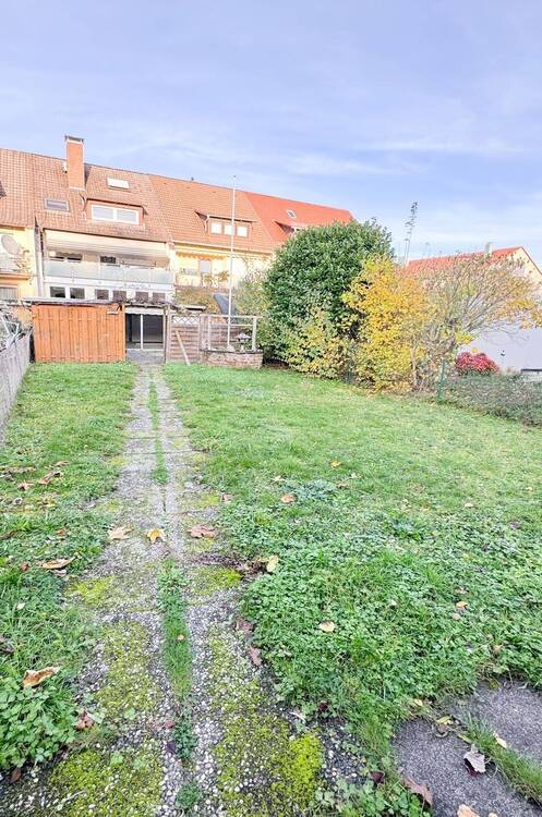 Thumbnail-BEZUGSFREIES MEHRFAMILIENHAUS mit Garten, Garage und PKW-Stellpatz