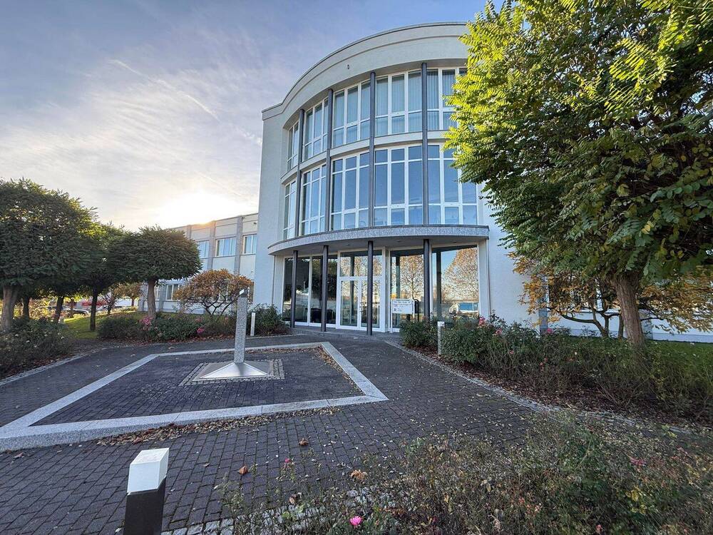 Thumbnail-neuwertige Gewerbe-Büroimmobilie für Ihren Betrieb mit Baugrundstück in Kassel-Waldau