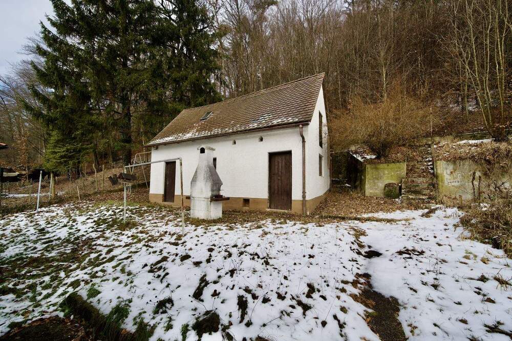 Thumbnail-Baugrundstück mit Genehmigung für ein Doppelhaus