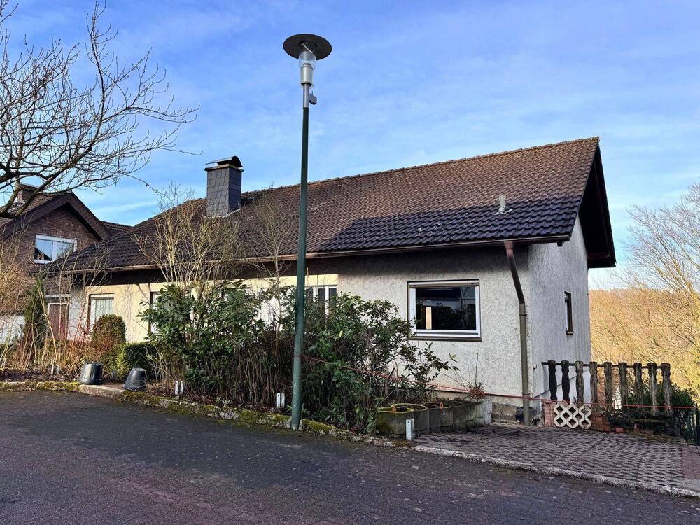 Straßenansicht.jpg