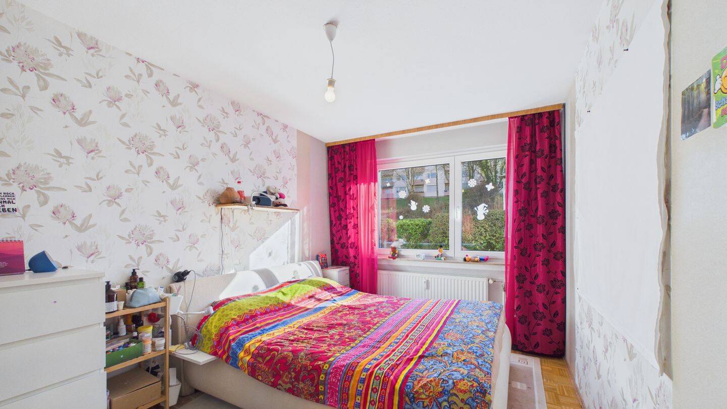 Thumbnail-Gepflegte 3-Zimmer-Wohnung mit Westbalkon in ruhiger Lage von Eningen (Kopie)
