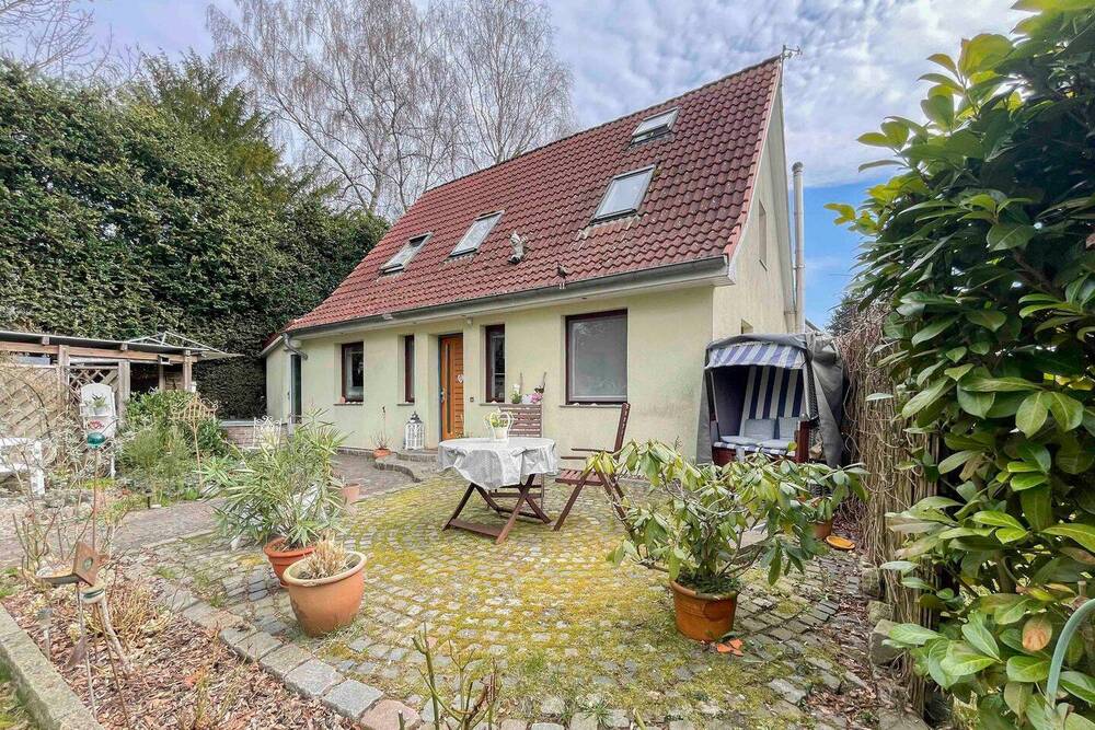 Thumbnail-Sanierung erledigt, Lebensqualität gesichert: Ihr charmantes Eigenheim im Herzen von Stockelsdorf