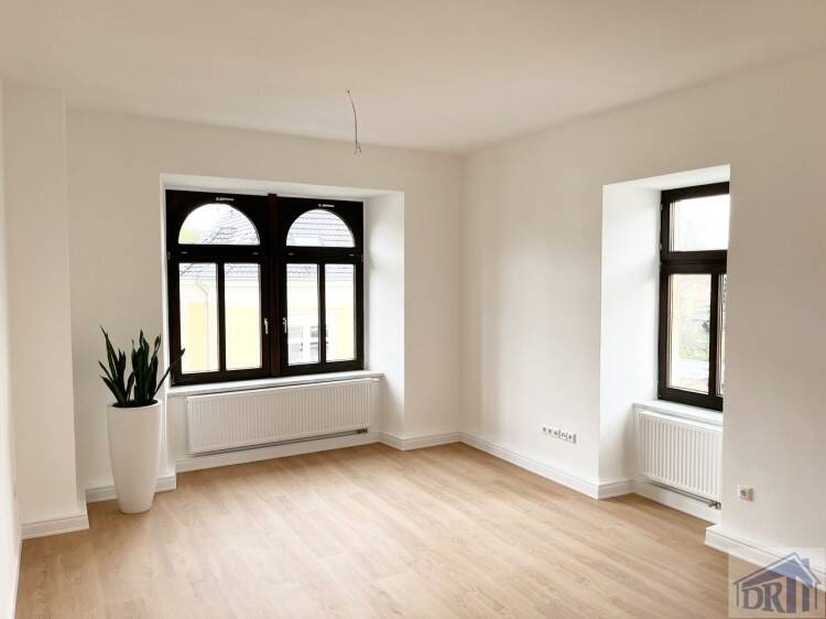 Thumbnail-Modernisiert & großzügig in zentrumsnahem Wohngebiet