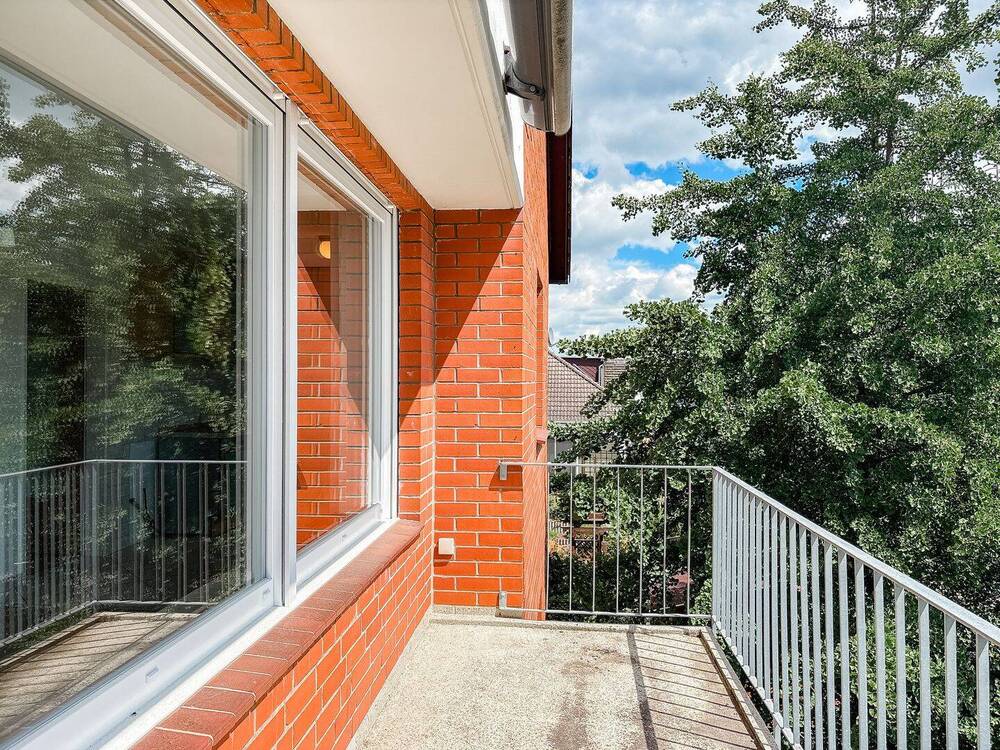 Thumbnail-Einziehen und wohlfühlen: Renovierte Mietwohnung mit Balkon