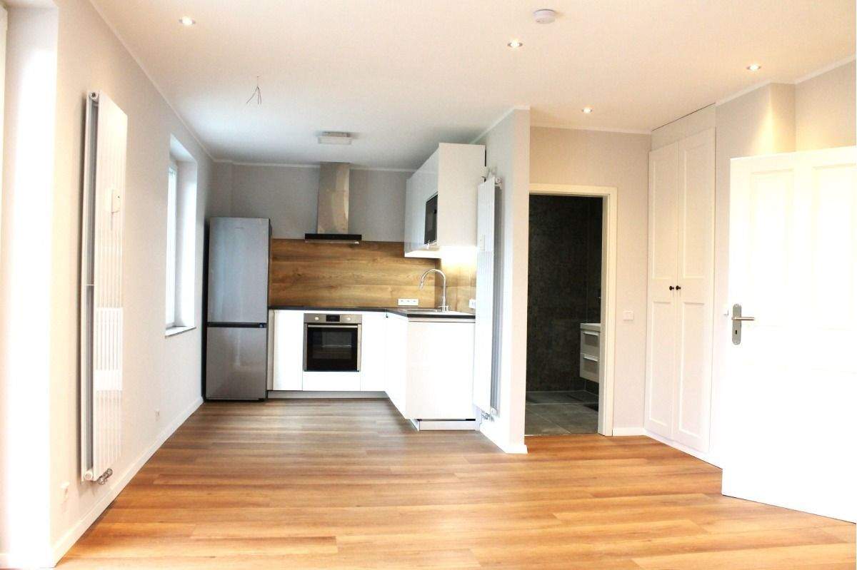 Thumbnail-*** schicke 2-Zimmerwohnung, Erstbezug nach Kernsanierung, Balkon und hochwertige Einbauküche ***