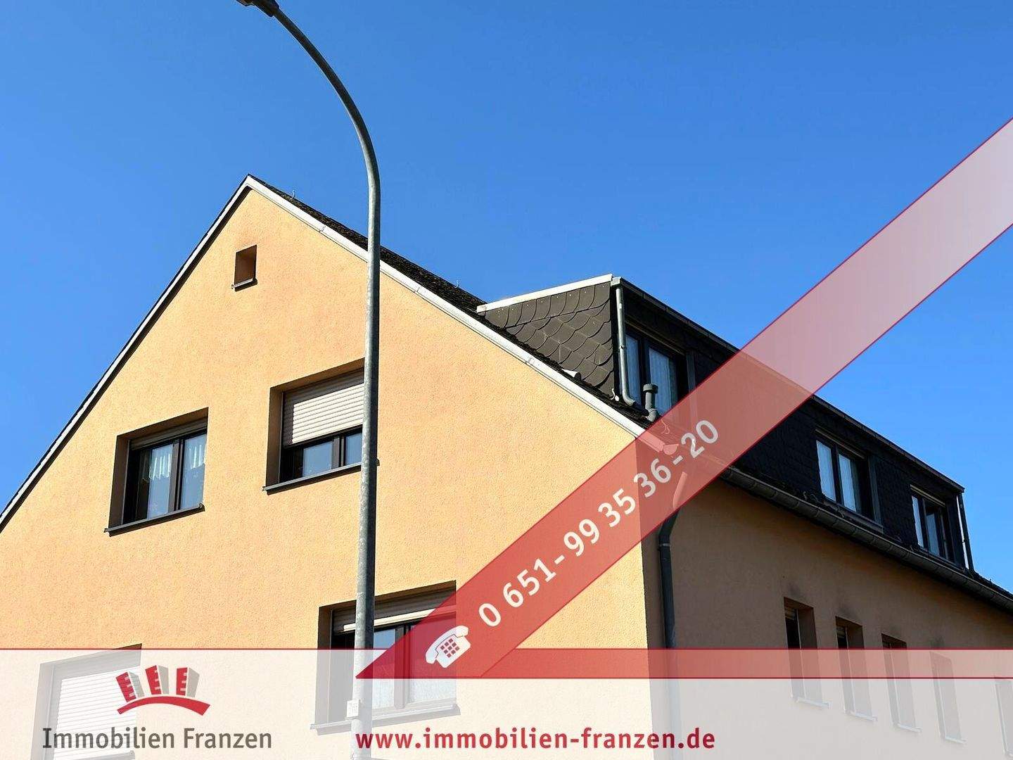 Thumbnail-Trier-Ehrang: 102 m² große, renovierte 4-Zimmer-Wohnung mit guter Energieeffizienz und Stellplatz zu verkaufen!