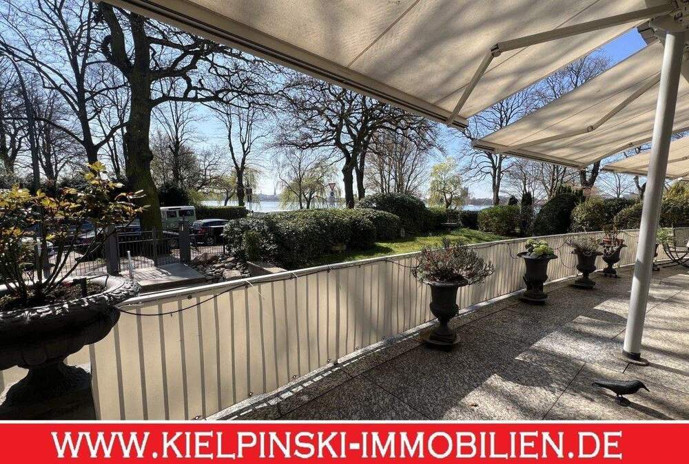 Thumbnail-Exponierte Adresslage mit seitl. Alsterblick! Großzügige, verm. 3½-Zi.-ETW mit Terr. & Fahrstuhl