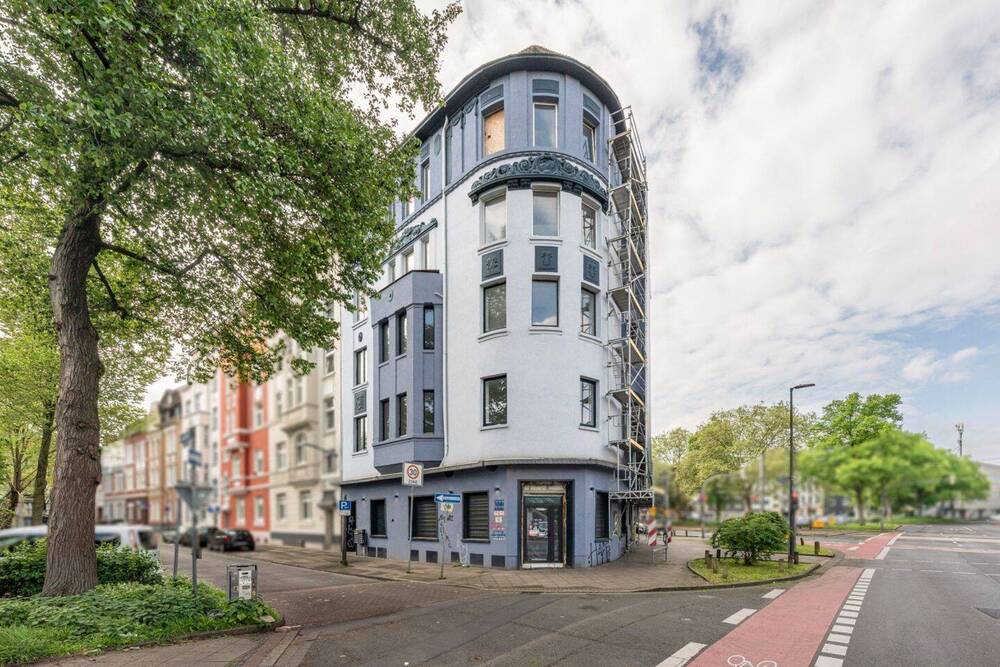 Thumbnail-Value-Add Investment: Aufgeteiltes Wohn- & Geschäftshaus in zentraler Lage