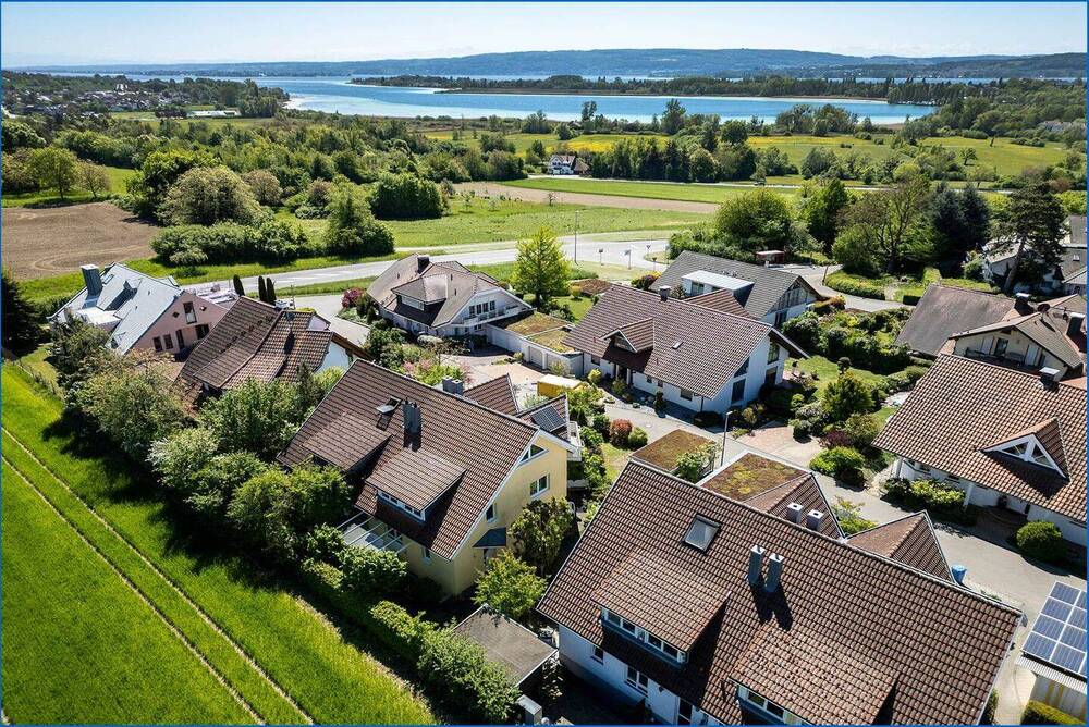Thumbnail-Radolfzell-Weinburg Attraktive, großzügige DHH mit Seesicht und ELW, in ruhiger, bevorzugter Lage!
